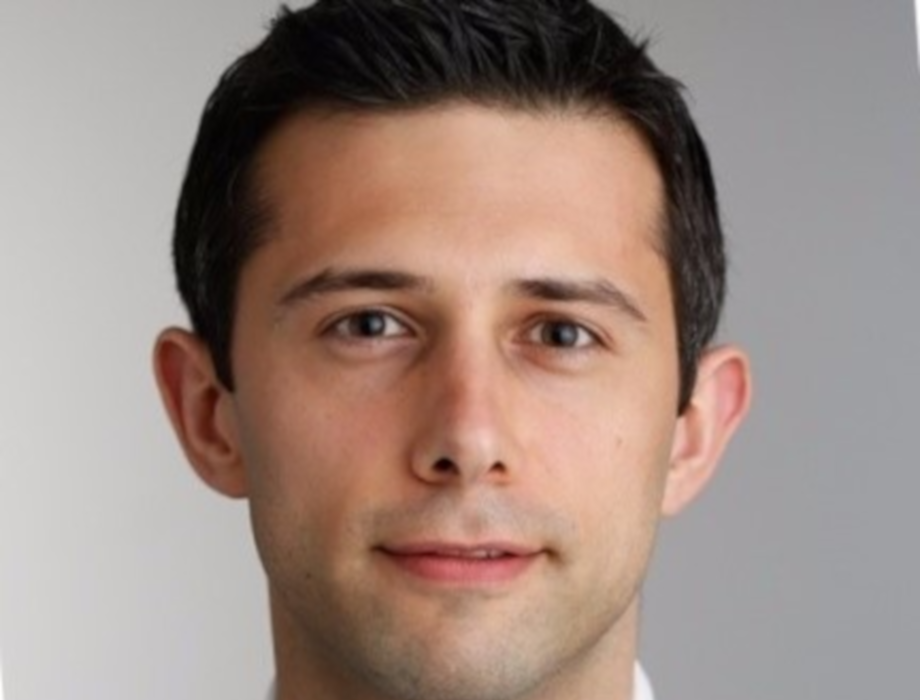 Momentum Global Investment Management appoints Robert White as Senior Analyst